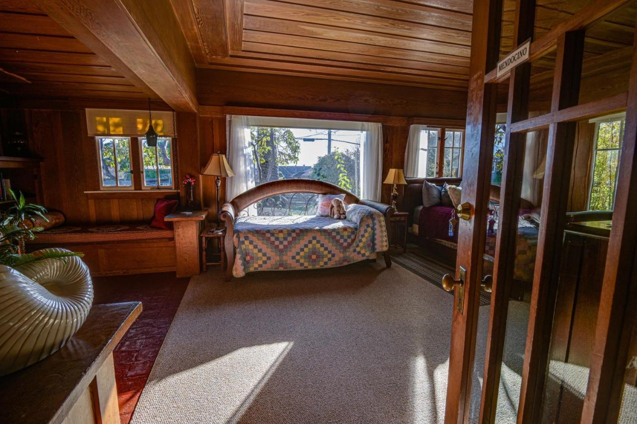 The Captains Quarters Fort Bragg Luaran gambar